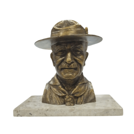 BUSTO DE B.P. "JEFE SCOUT"